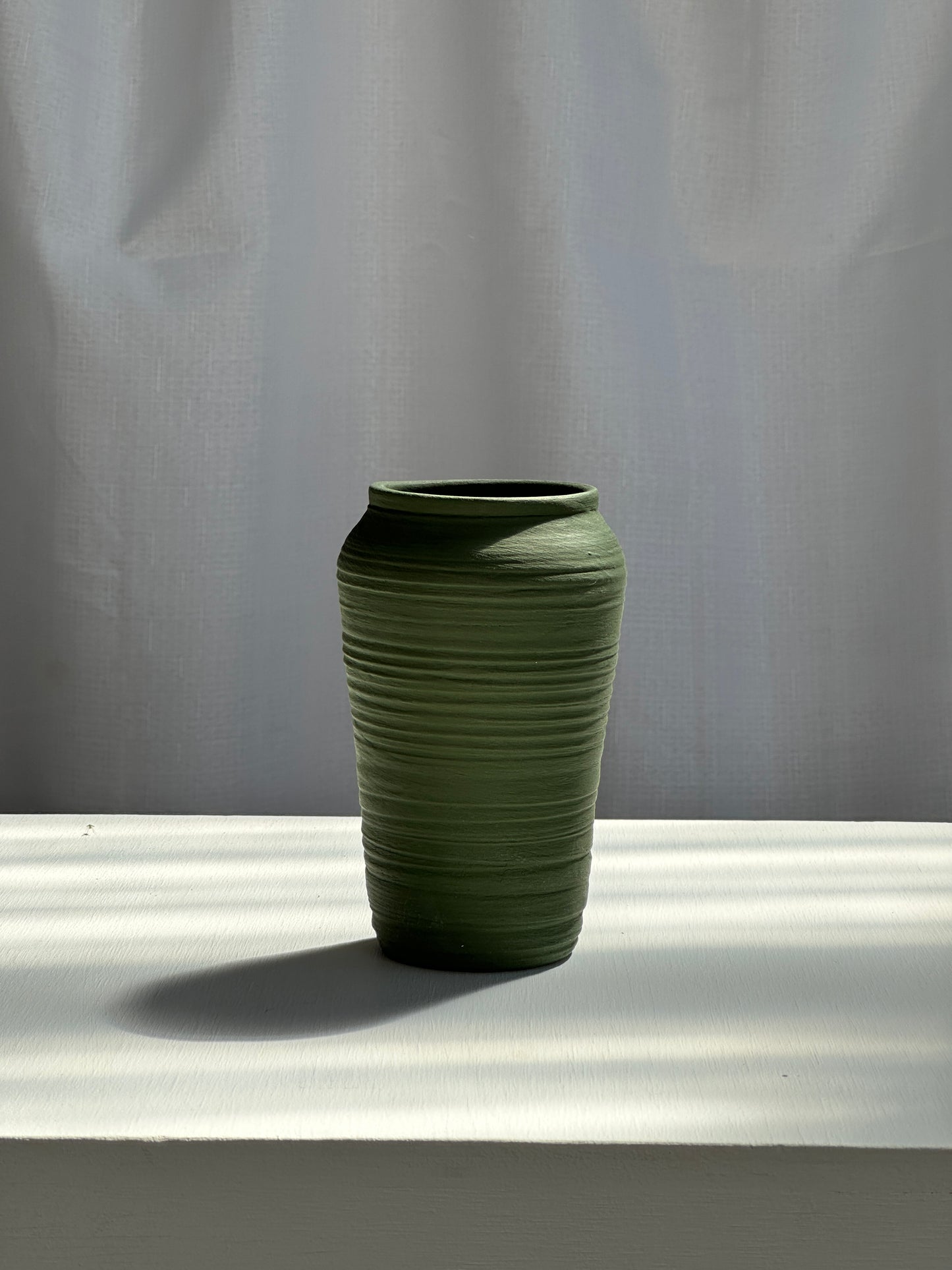 OLIVE GREEN - VASE